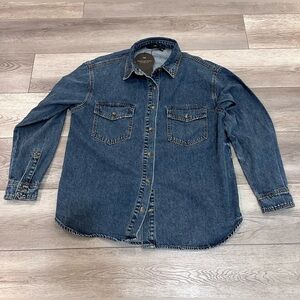 WB With Black Button Down Shacket NWT